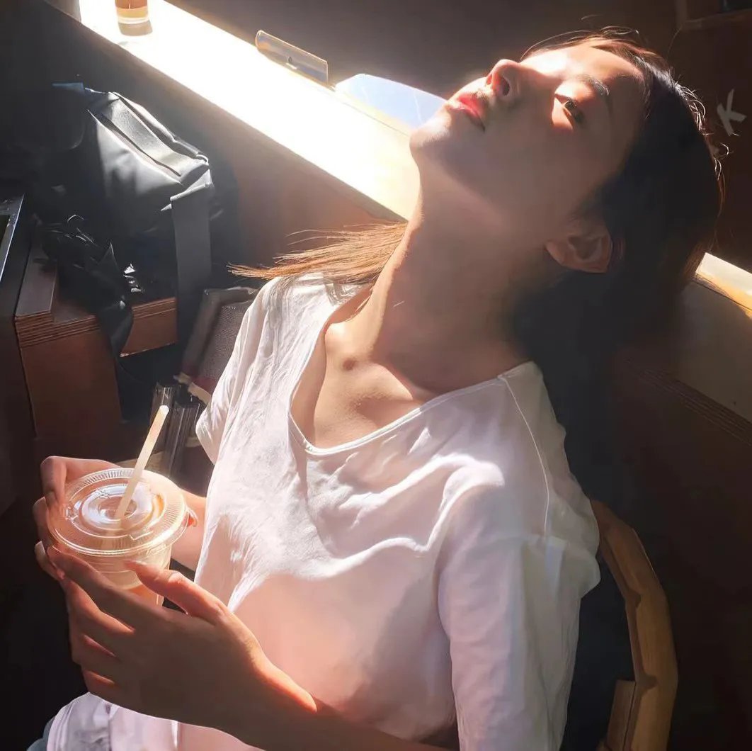 容易受伤的玫瑰